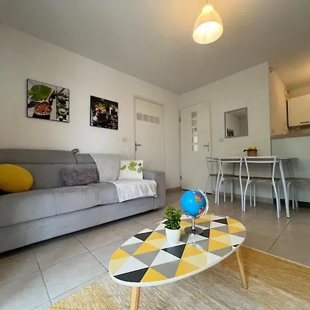 T2 Calme Et Paisible Parking Piscine * Carcassonne