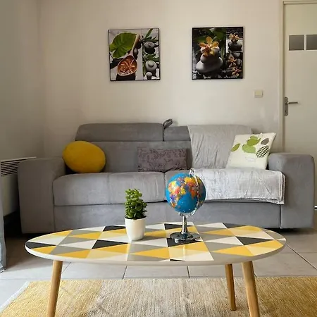 T2 Calme Et Paisible Parking Piscine Апартаменти