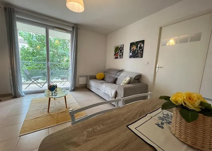 Apartment T2 Calme Et Paisible Parking Piscine *