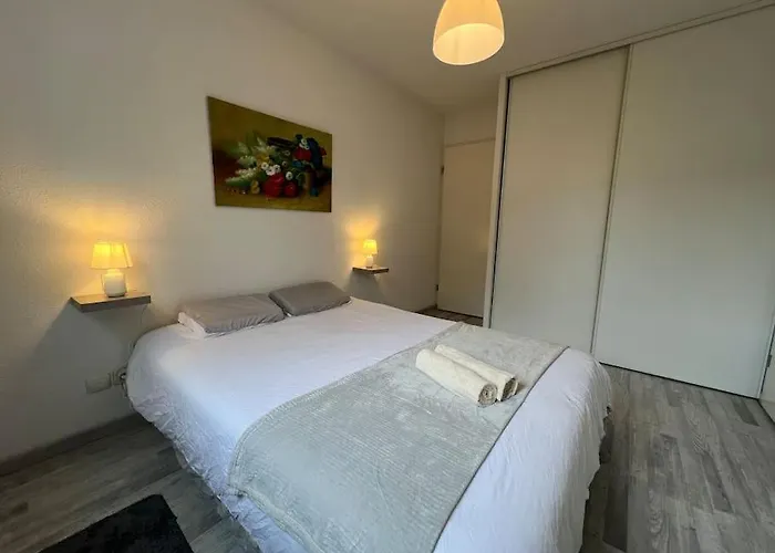 T2 Calme Et Paisible Parking Piscine